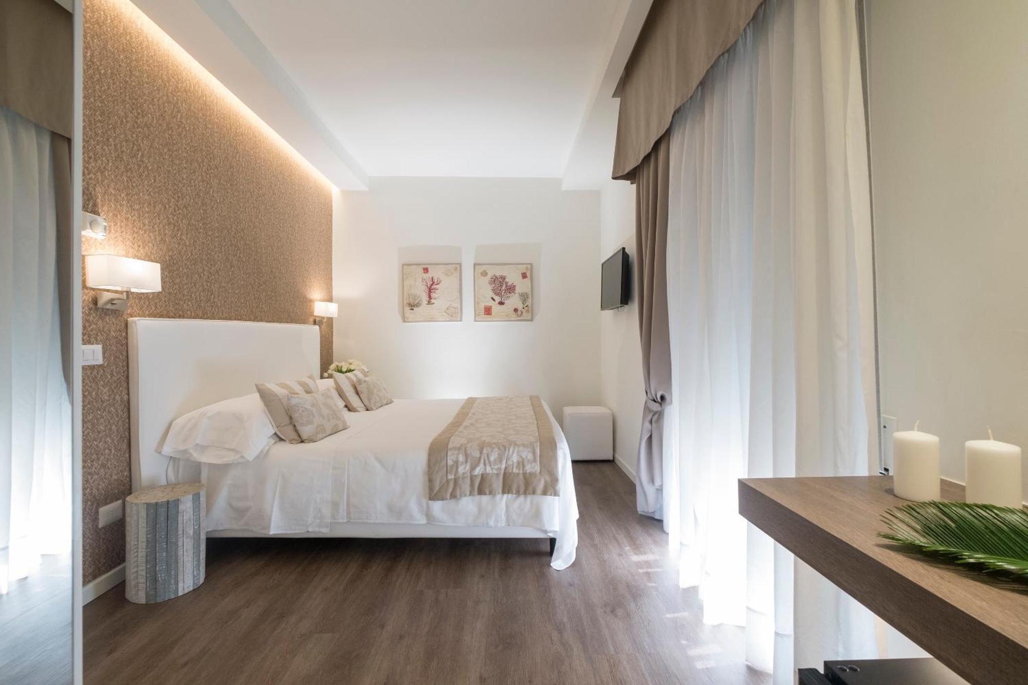 Hotel Mon Cheri リッチョーネ エクステリア 写真