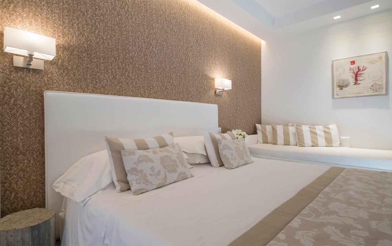 Hotel Mon Cheri リッチョーネ エクステリア 写真